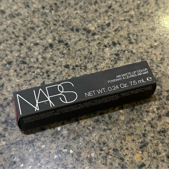 NARS Red Lipstick Dragon Girl - Picture 3 of 4